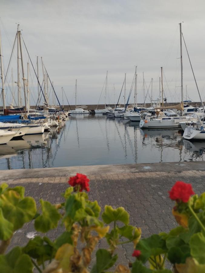 Corazon Azul Hotel Puerto Calero Kültér fotó